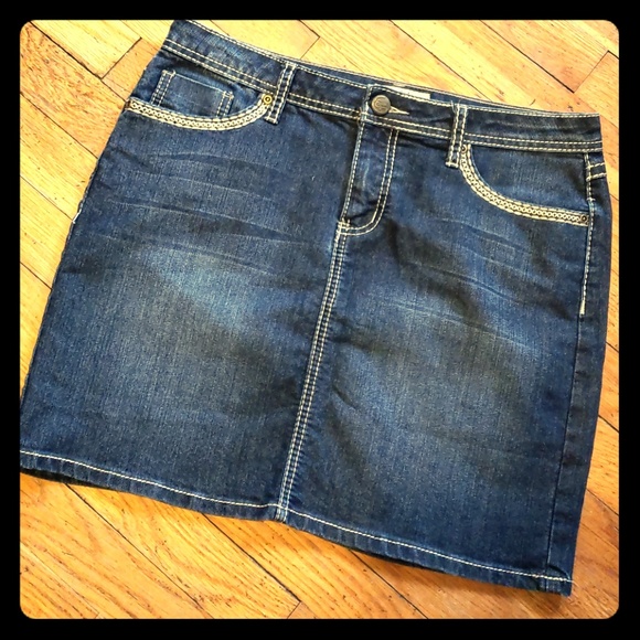 Earl Jeans Dresses & Skirts - Earl Jean skirt